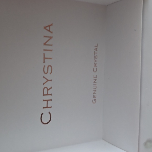 CHRYSTINA BRAND GENUINE CRYSTAL HOOP "SILVER PLATED" PIERCED EARRINGS - Picture 4 of 8